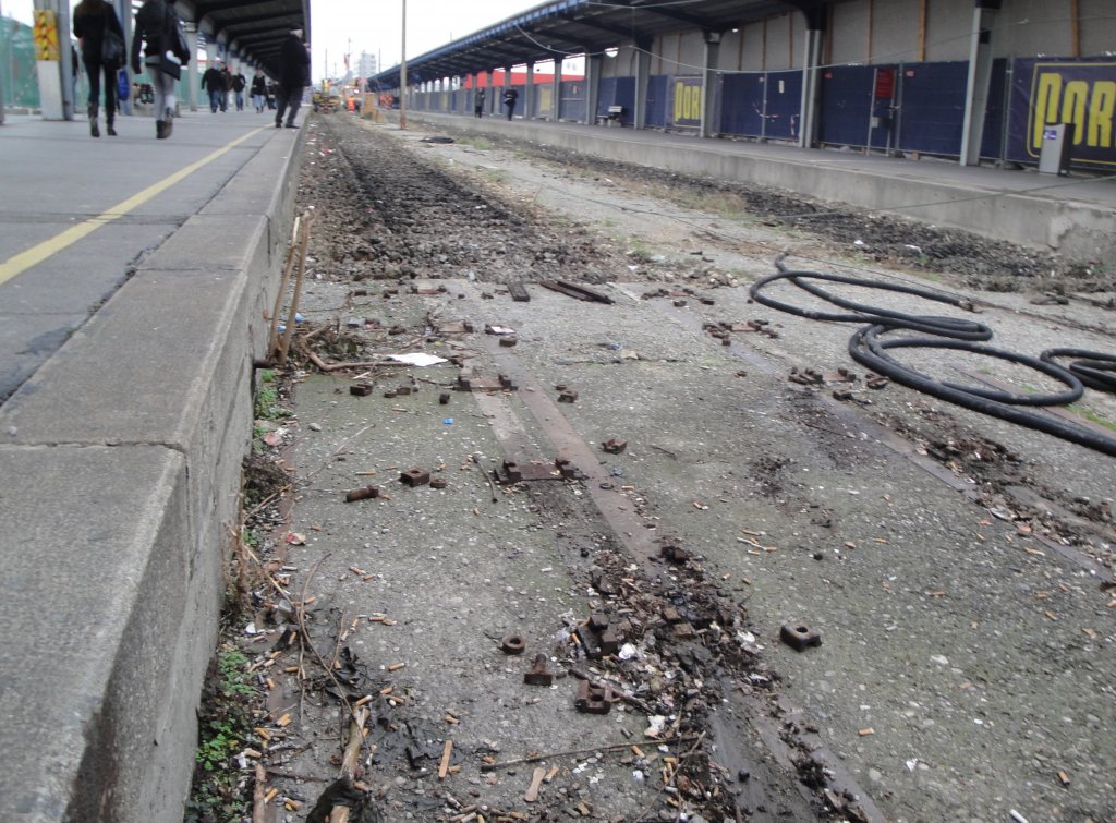In Memoriam: Wien Sdbahnhof 
Abbruchsstimmung auf Gleis 8 und 9