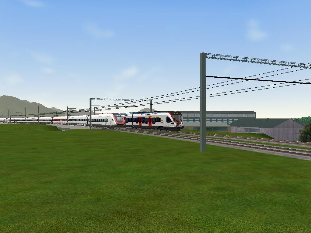 In der Nhe von Zug : Kreuzung zwischen ein ICN und ein Flirt...