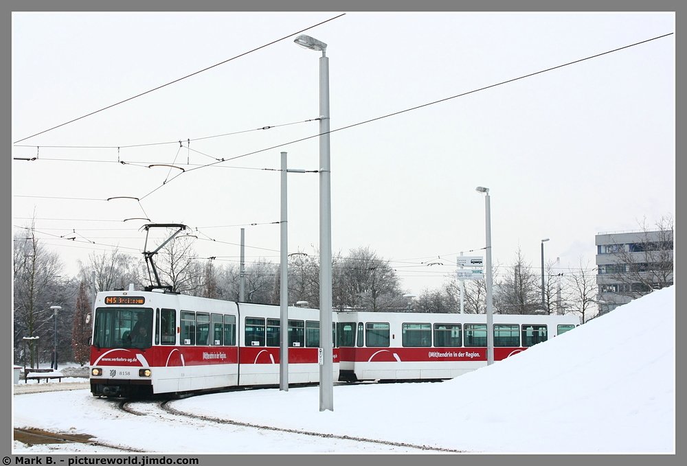 In der Schleife am Hauptbahnhof nahm ich diesen Zug am 07.01.10 auf.