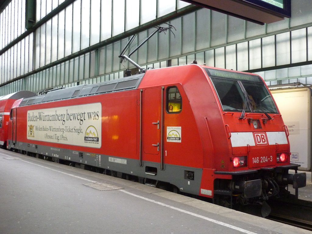 In Stuttgart HBF konnte ich die 146 204-3 mit dem Baden-Wrttemberg bewegt was Sticker Fotografieren.