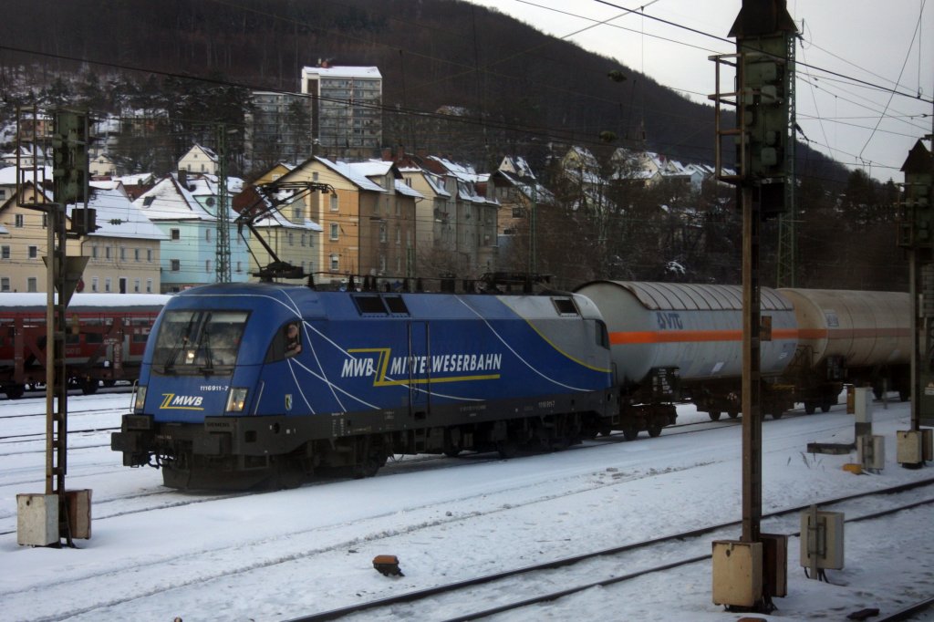 In Treuchtlingen zu sehen war am 02.01.11 die 1116 911-7 der Mittelweserbahn mit ihrem Tankzug. 