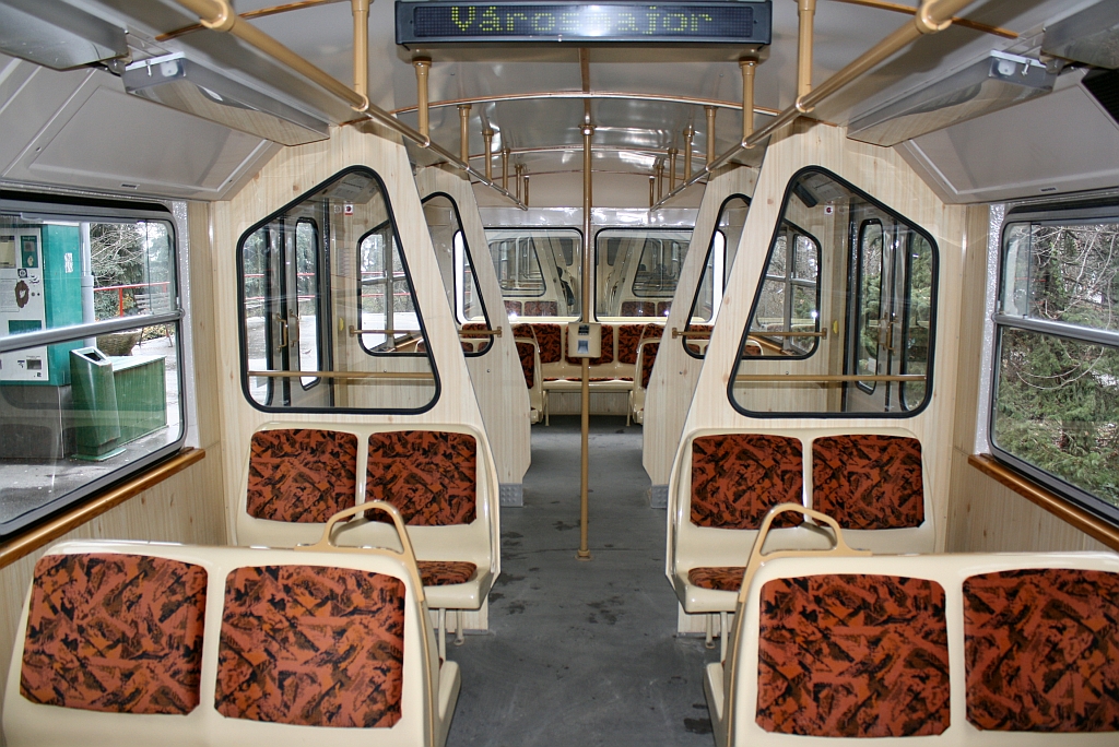 Innenansicht des Triebwagens 51, aufgenommen am 27.Februar 2010 im Bf. Varosmajor.