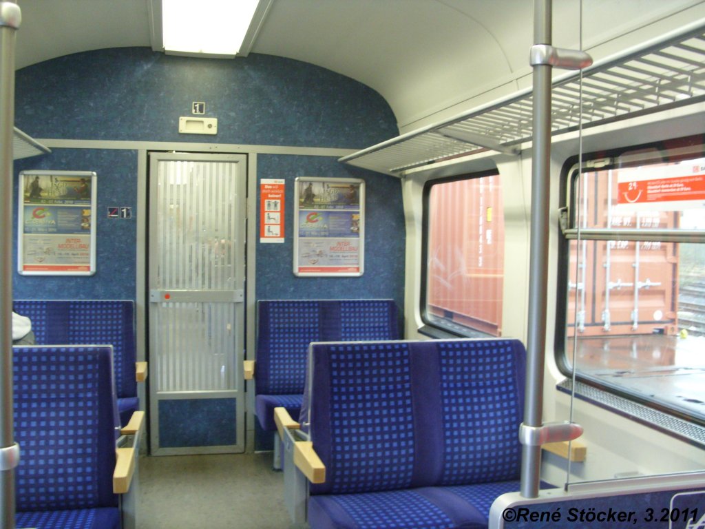 Innenraum eines Abx791 auf der S11 in Bergisch Gladbach am 18.3.2011