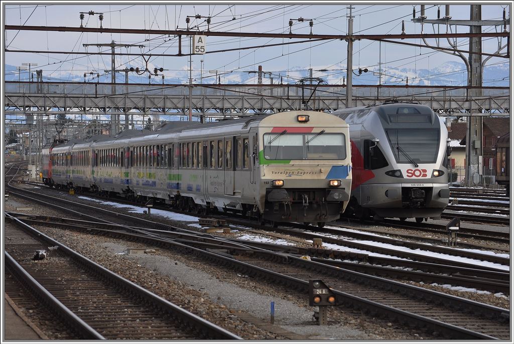 IR2420 Voralpenexpress mit BDt193 in Rapperswil. (19.02.2013)
