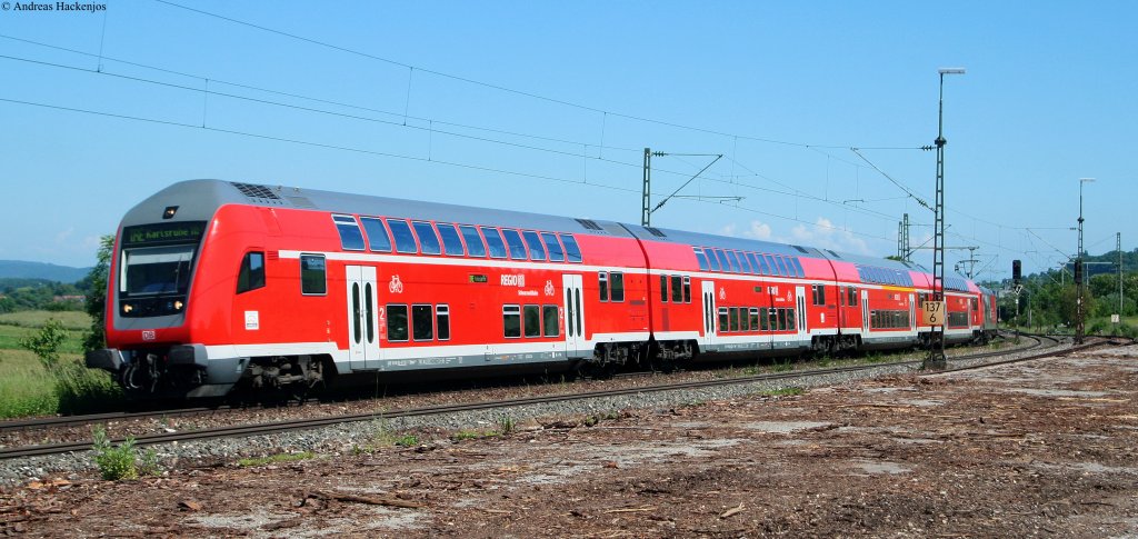 IRE 5188 (Kreuzlingen-Karlsruhe Hbf) mit Schublok 146 231-6  Triberger Wasserflle  bei Welschingen 5.6.10