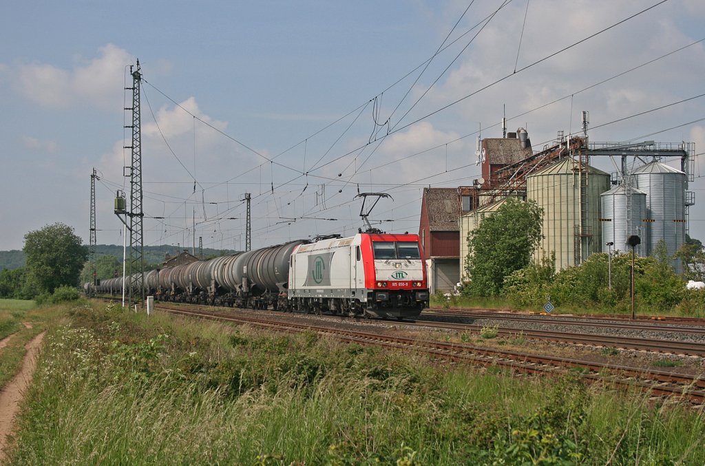 ITL 185 650-9 mit DGS 91127 Hanau - Grokorbetha in Niederwalgern. 28.05.11