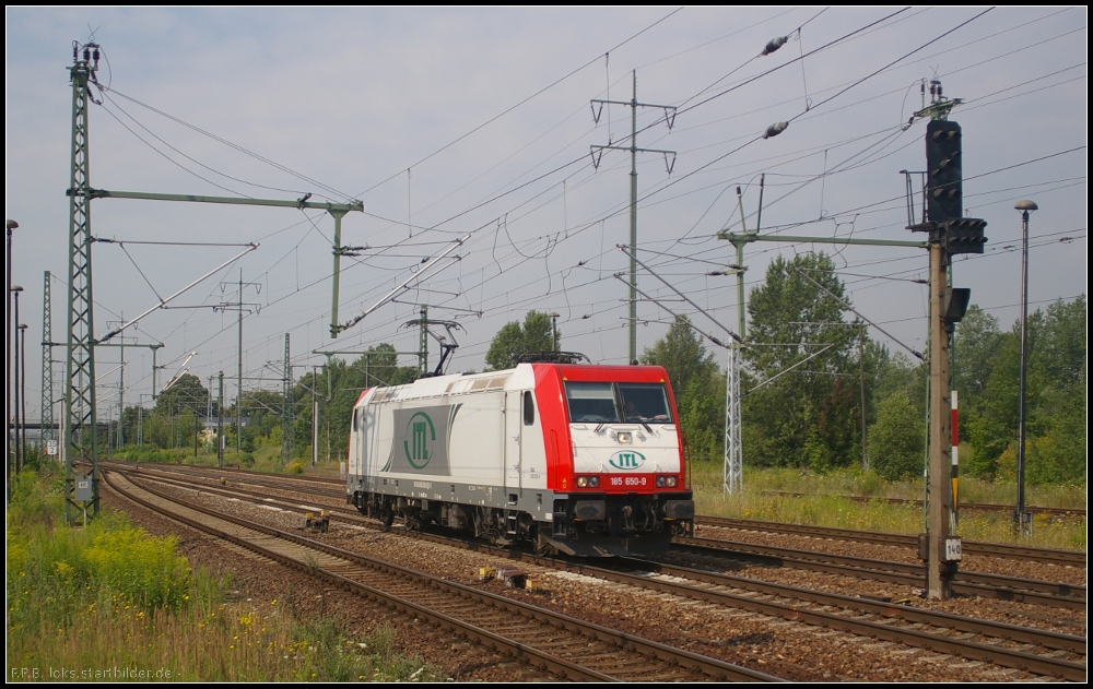ITL 185 650 solo bei der Durchfahrt Berlin Sch�nefeld Flughafen am 26.07.2012