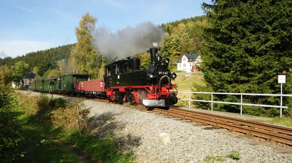 IV K an der Einfahrt des Bahnhofs Schmalzgrube, vom Hp Forellenhof kommend. Aufgenommen am 3.Oktober 2009.