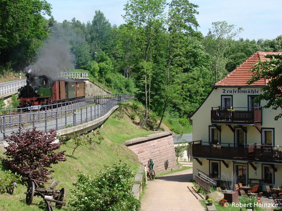 IVK 145 vor dem Hp Teufelsmhle am 06.06.2010