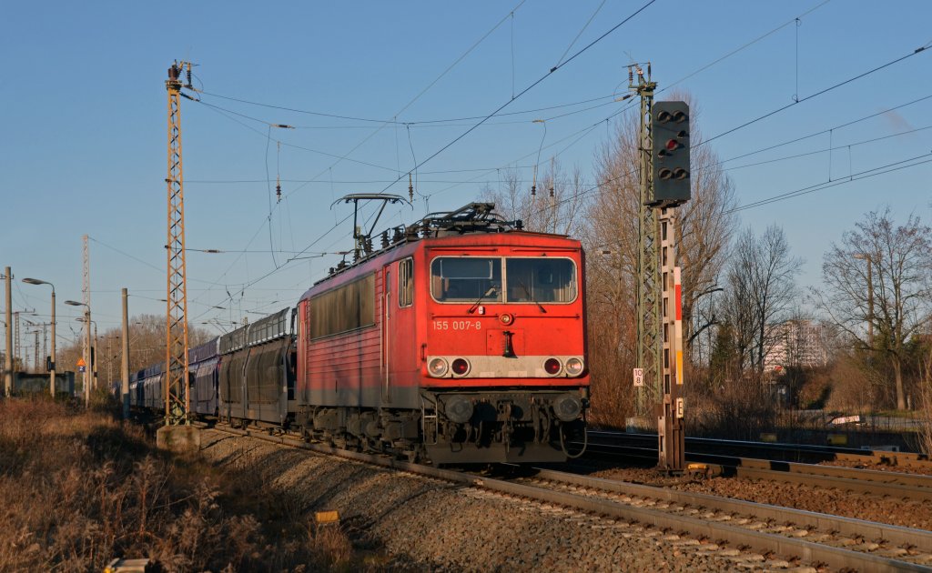 James Bond unter den 155ern zog am 06.01.12 einen gemischten Gterzug durch Leipzig-Thekla Richtung Engelsdorf Rbf.