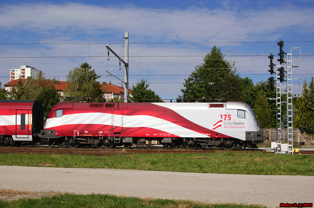 Jubilumsrailjet 1116 249 „175 Jahre Eisenbahn fr sterreich“ beim Bahnhoffest in Eisenstadt, 15.09.2012