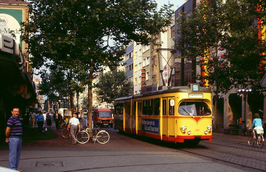 Karlsruhe Tw 170 in der Kaiserstrae, 04.09.1987.