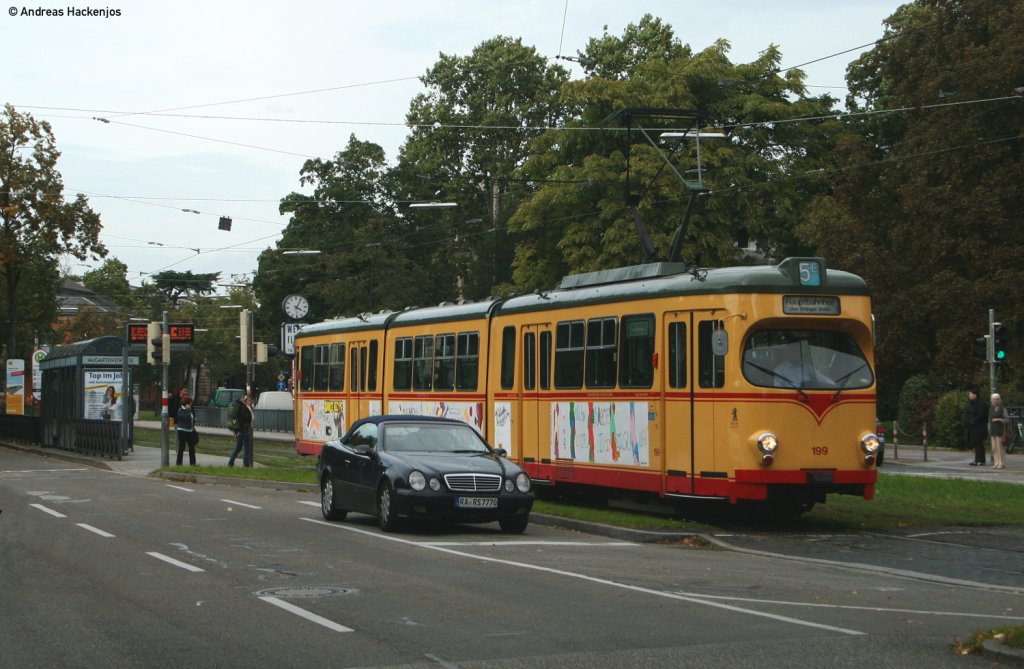Karlsruhes ltestes Planfahrzeug alias Tw 199 als 5E zum Hbf in der Augartenstrae 14.9.10