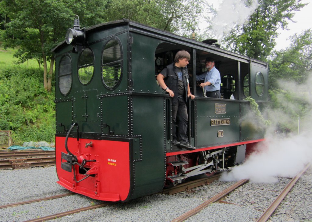 Kasten-Dampflok  PLETTENBERG  zu Gast bei der Sauerlnder Kleinbahn zum Jubilum  30 Jahre Mrkische Museums-Eisenbahn e.V.  fotografiert am 01.Juli 2012.