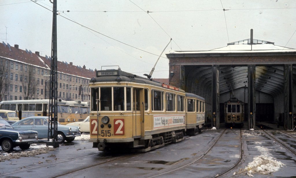 K�benhavn / Kopenhagen KS SL 2 (Grossraumtriebwagen 515) Sundby remise / Betriebsbahnhof Sundby im Februar 1969.