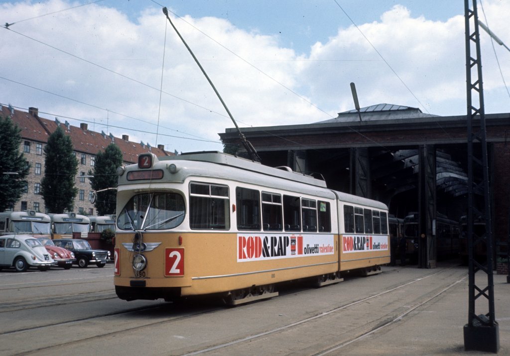 Kbenhavn / Kopenhagen KS SL 2 (Dwag-GT6 890) Sundby remise (: Betriebsbahnhof Sundby) im Juli 1969.