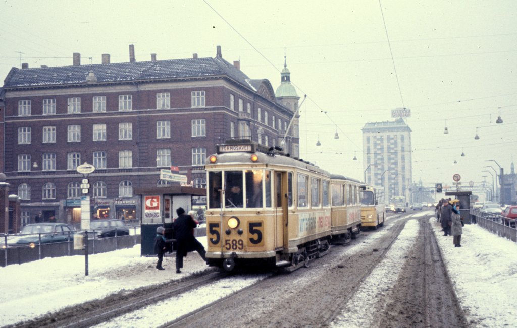 Kbenhavn / Kopenhagen KS SL 5 (Tw 589) Amager Boulevard / Thorshavnsgade am 13. Februar 1970.