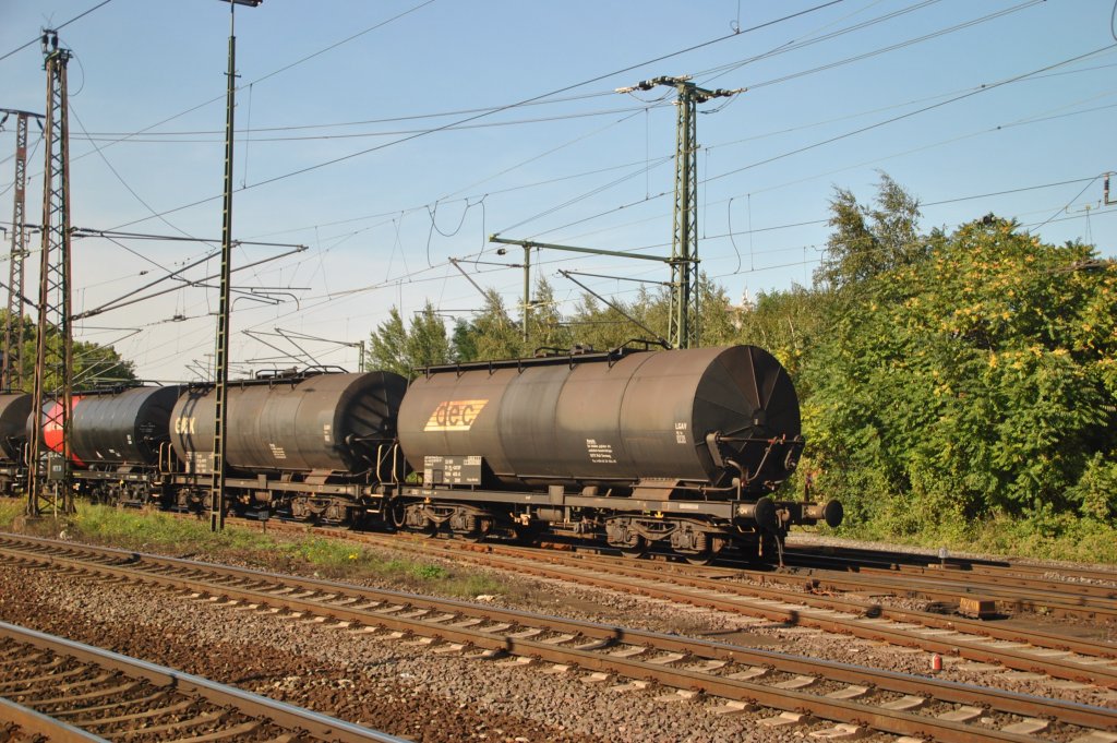 Kesselwagen am Zugschluss in Lehrte an 22.09.10