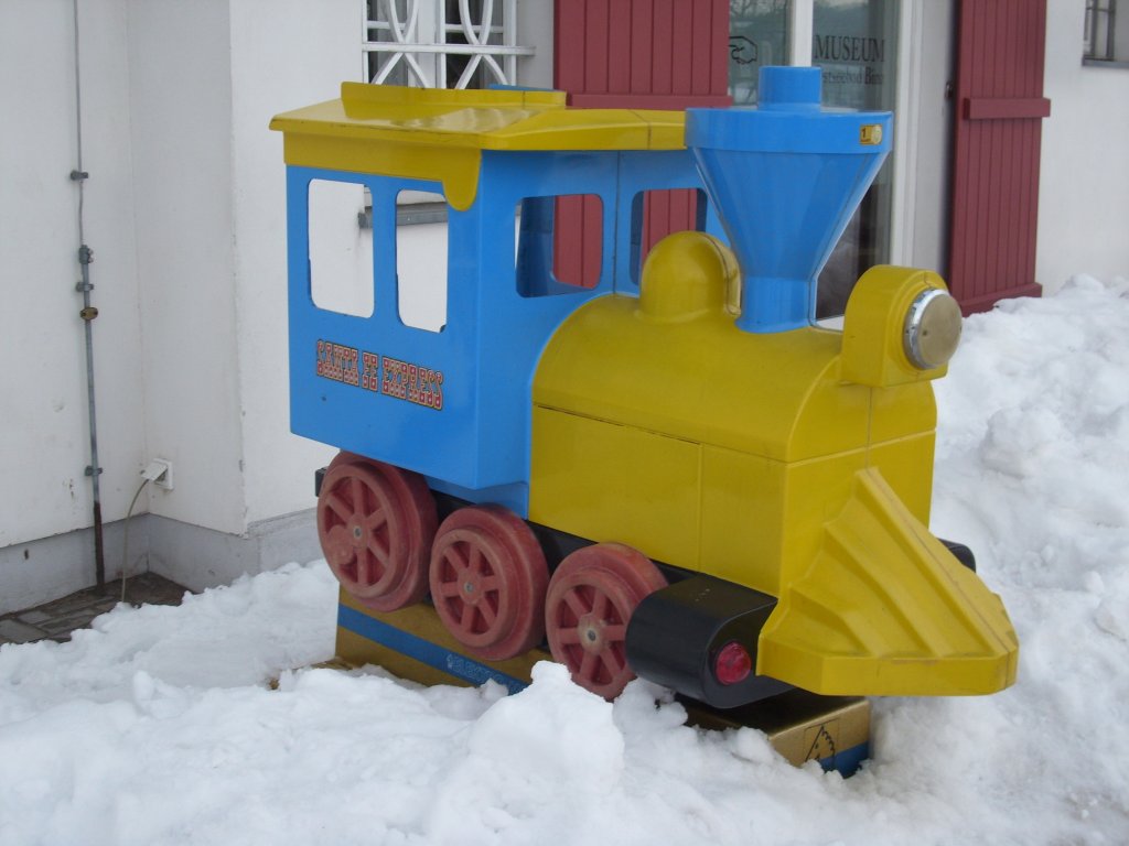 Kinderspa am 06.Februar 2010 auf dem Kleinbahnhof in Binz.