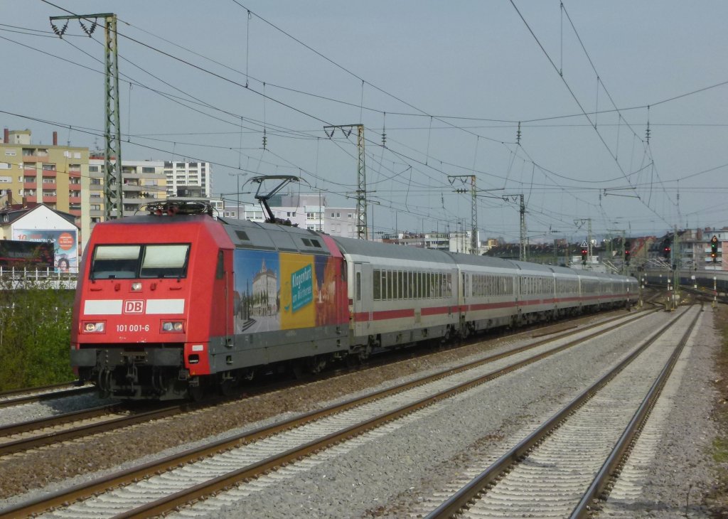 Klagenfurt 101 001-6 zieht den IC 114 Klagenfurt - Dortmund am 17.04.2012 durch Ludwigshafen (Rhein) Hbf