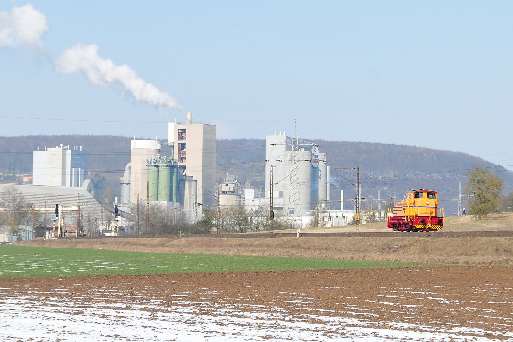 Kleine Lok auf groer Fahrt: Al24 (KM 440 cc) hobelt am 09.03.10 mit Vmax 60 in Karlstadt/Main von Hattingen/Ruhr nach Augsburg