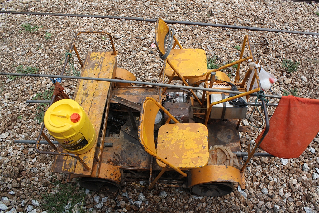 Kleinwagen der Type รบ.5 (RB.5) am 27.Oktober 2010 in der Laem Tanot Station.