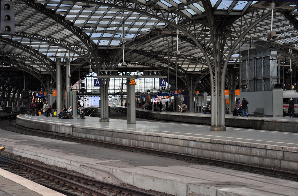 Klner Hauptbahnhof Bahnsteige - 18.10.2012