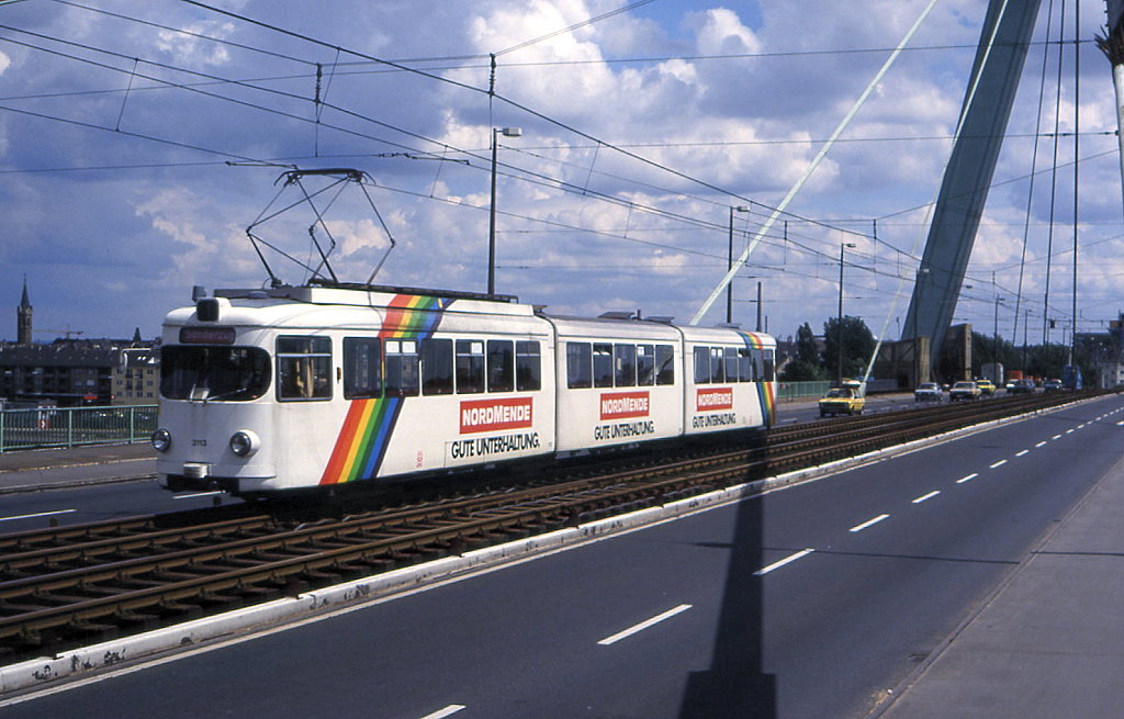 Kln Tw 3113 auf der Severinsbrcke, 19.07.1987.