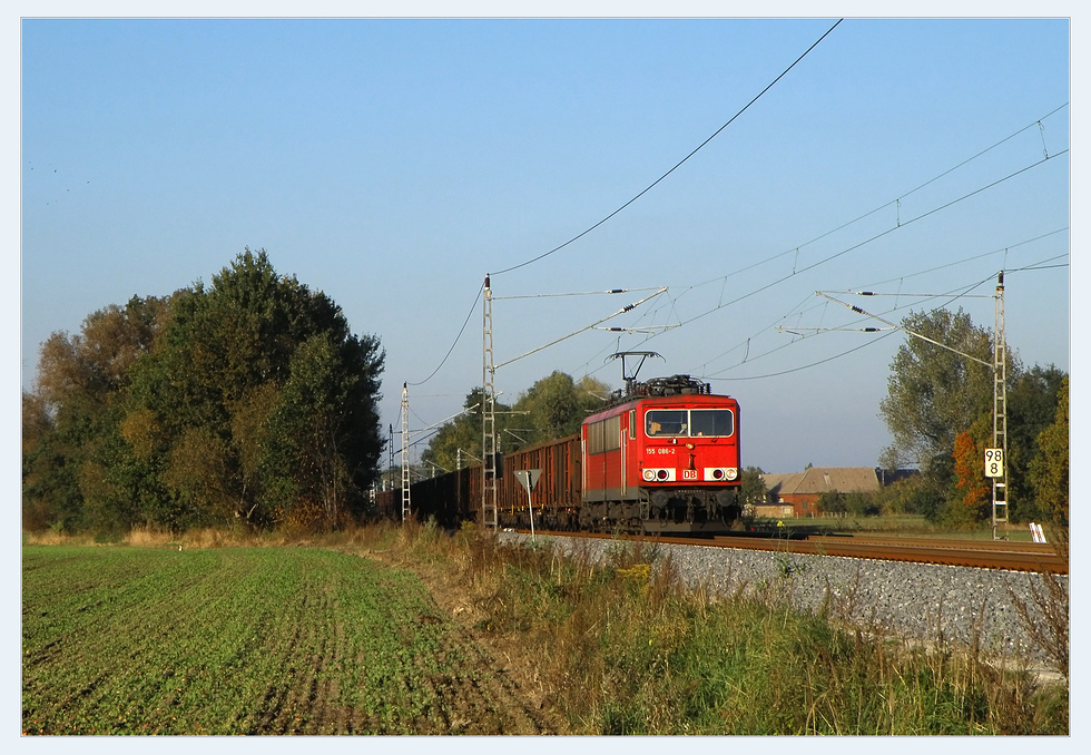 Kohleleerpendel mit 155 086 bei Doberlug Nord am 11.10.2010