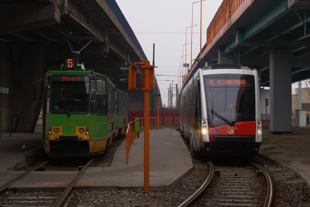 Konstal 105Na and Solaris Tramino (pre-production) in Poznań