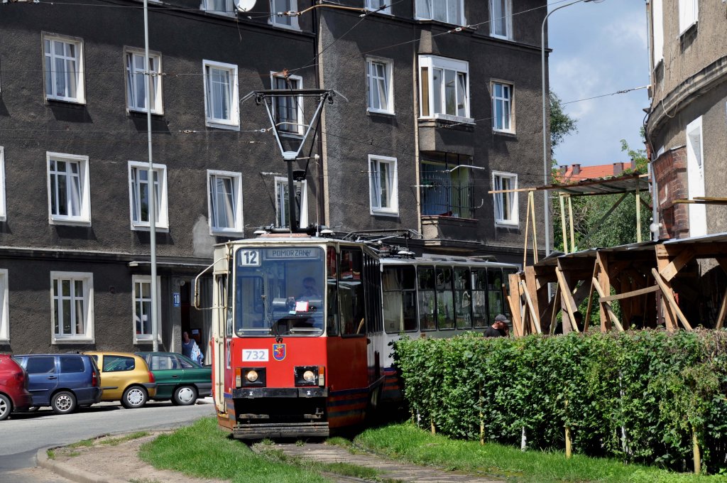 Konstal 105Na Wagen 732 an der Haltestelle Szczecin-Boguchwały (08.08.2012)