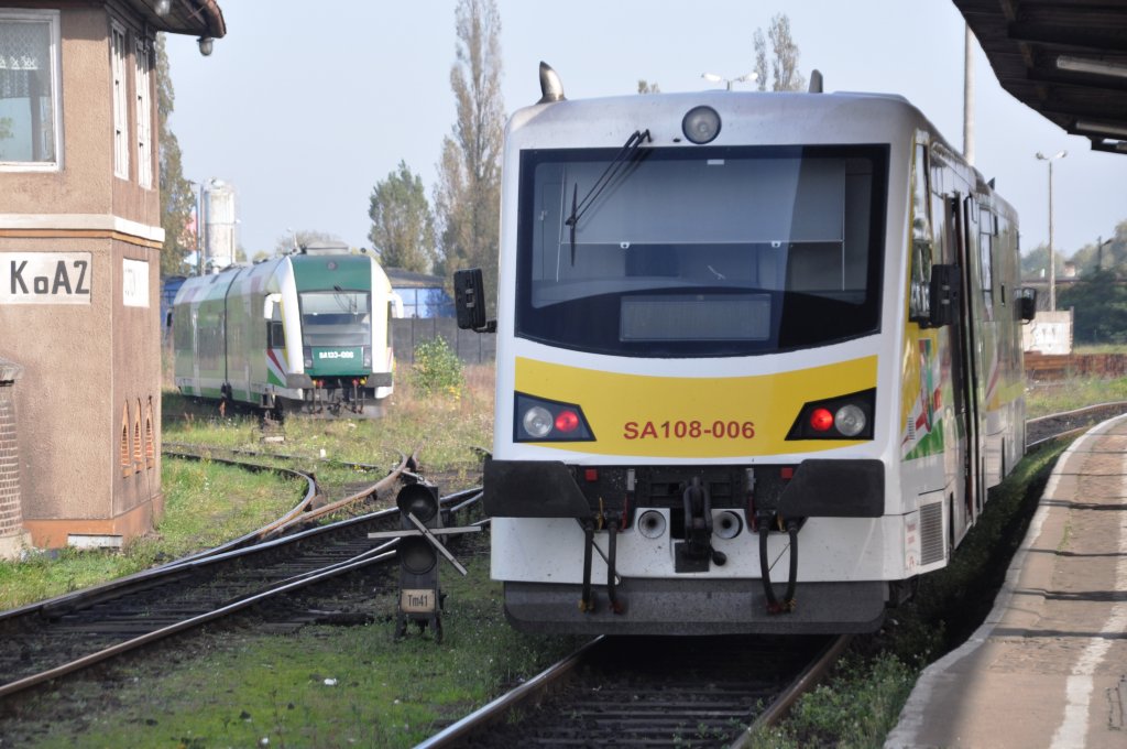 KOSTRZYN nad Odrą (Woiwodschaft Lebus), 09.10.2010, SA108-006 aus Gorzów Wielkopolski hat den Zielbahnhof erreicht 