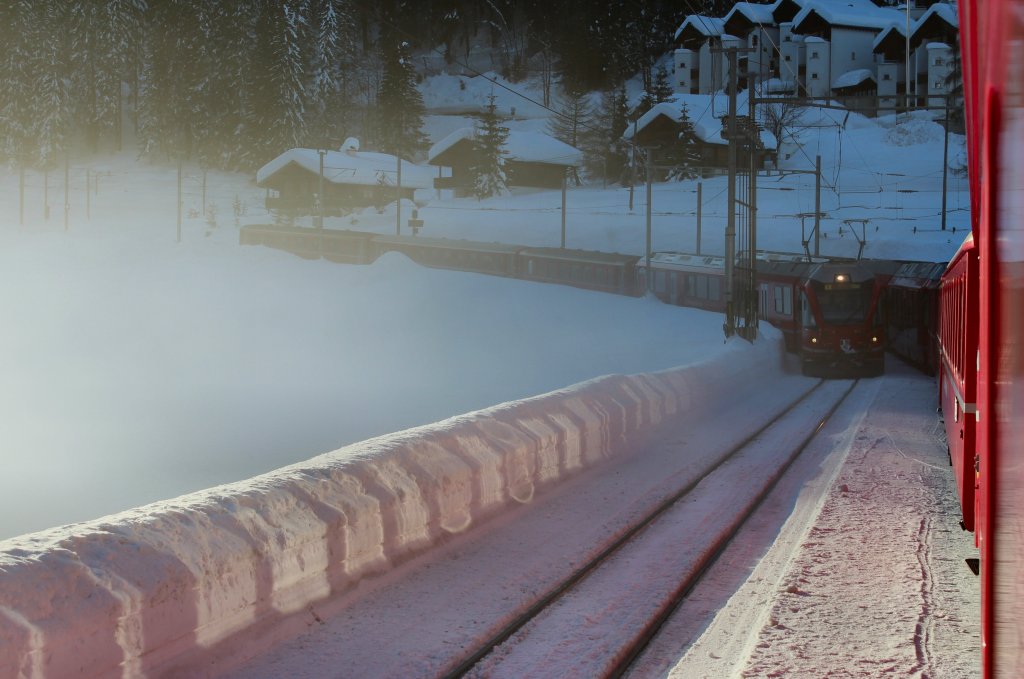Kreuzung zweier Regios im Bahnhof Litzirti am 11.01.12.