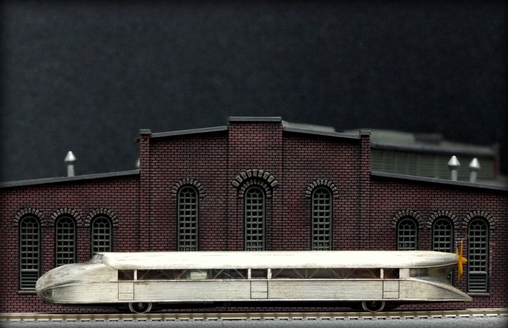 Kruckenbergs Schienenzeppelin im Mastab 1:220 von Mrklin. 30.9.2012