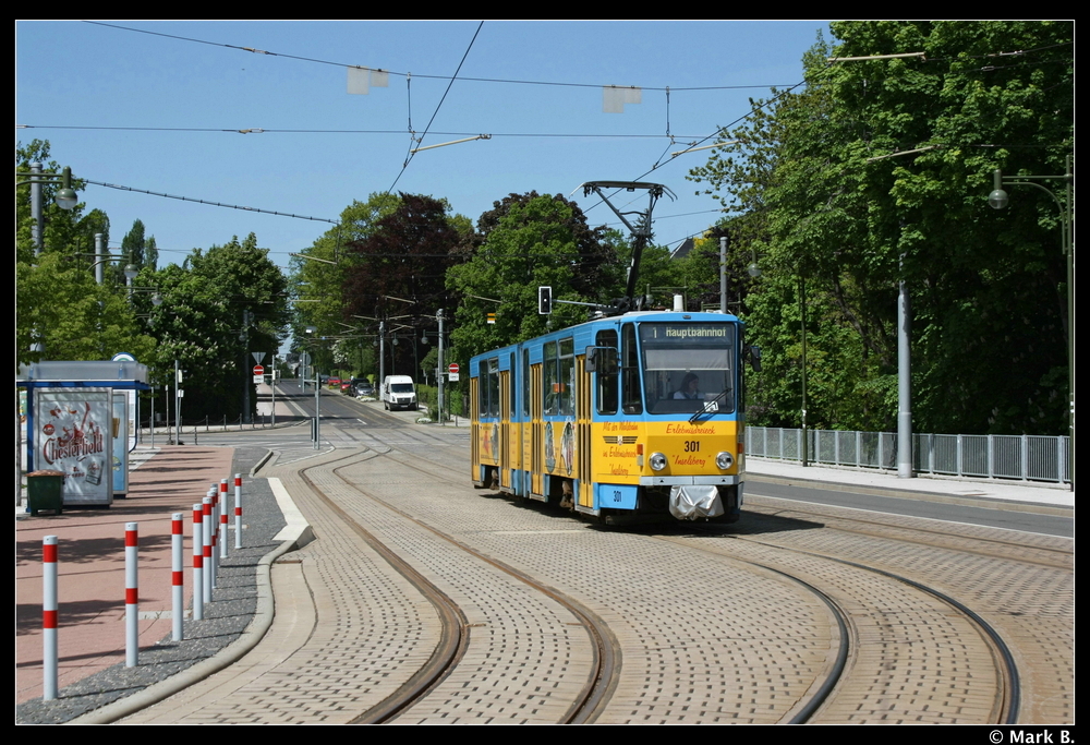 KT4 301 am 24.05.10 am Hauptbahnhof. Er war der erste fr Gotha beschaffte KT4. (Baujahr 1981)