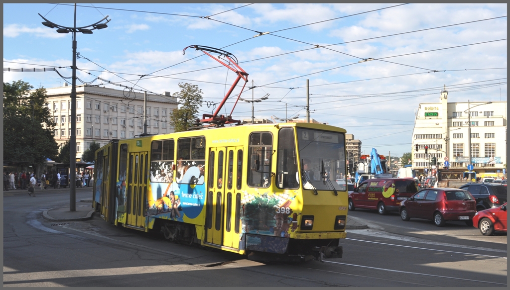 KT4YU 398 auf dem Savski Platz beim Hauptbahnhof Beograd. (03.07.2011)