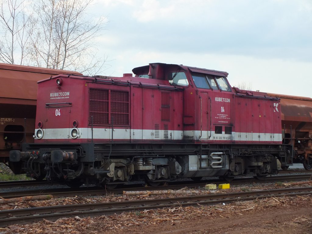 Kube Con 04 (ex. DR V100) steht abgestellt im Rbf Fulda. (20.04.12)