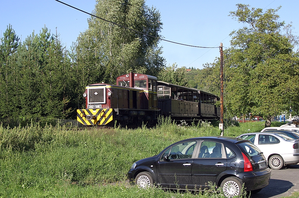 LÁÉV-Diesellok D02-506 am 06.September 2006 nahe der Hst. Majlath in Richtung Lillafüred fahrend.