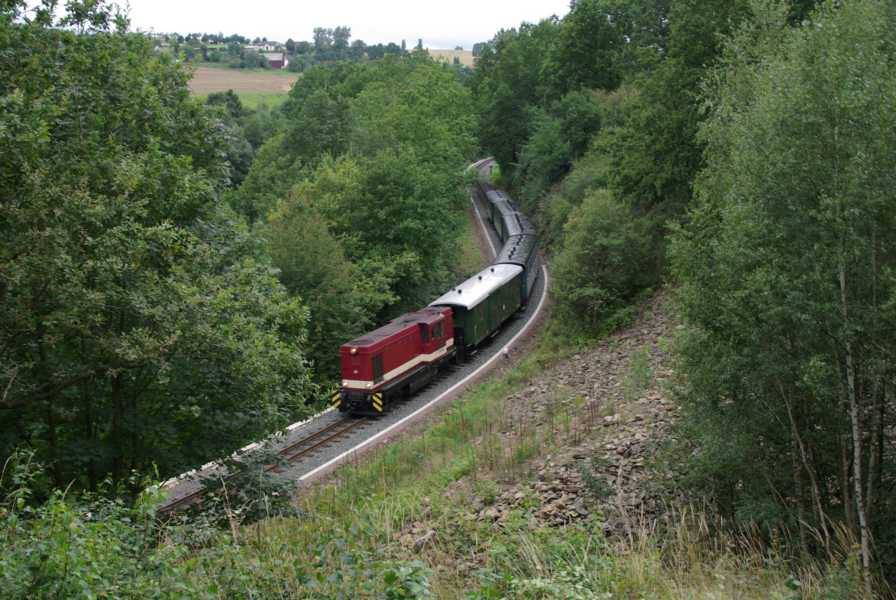 L45H-084 fhrt am 30.08.2010 von Seifersdorf in Richtung Dippoldiswalde.