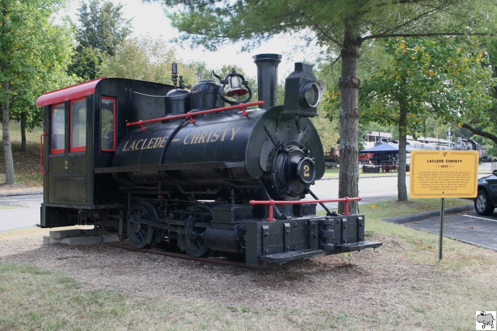 Laclede Christy # 2 eine 30  Spur Tramway Lokomotive Typ 9T, Achsfolge 0-4-0 (Davenport / 1907) ausgestellt im Museum of Transportation in St. Louis, Missouri. Aufgenommen am 16. September 2011.
