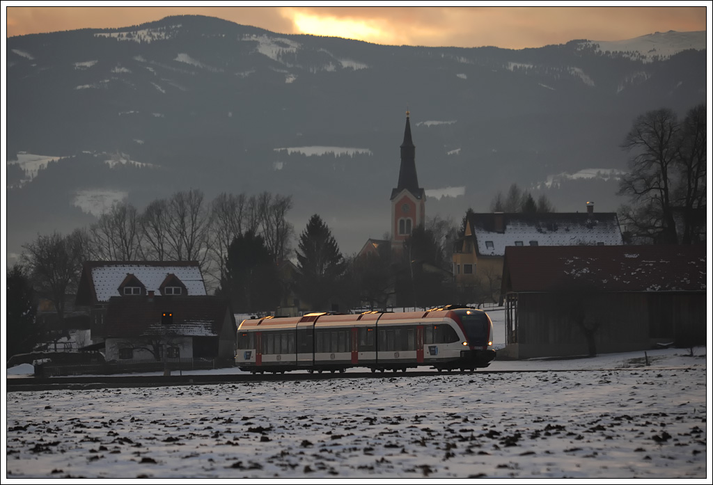 Laut Lokliste sollte 5063 007 als R 4380 von Wies-Eibiswald ber Werndorf nach Graz am 17.2.2012 unterwegs gewesen sein. Die Aufnahme zeigt den Zug kurz nach dem Bahnhof Gro St. Florian.