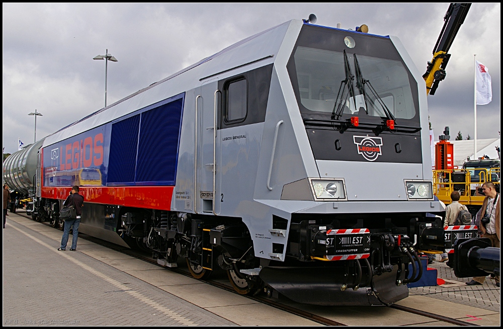 LEGIOS 263 003-6 prsentiert sich auf der Messe (NVR-Nummer 92 80 1263 003-6 D-VTLT, INNOTRANS 2010, gesehen Berlin 21.09.2010)