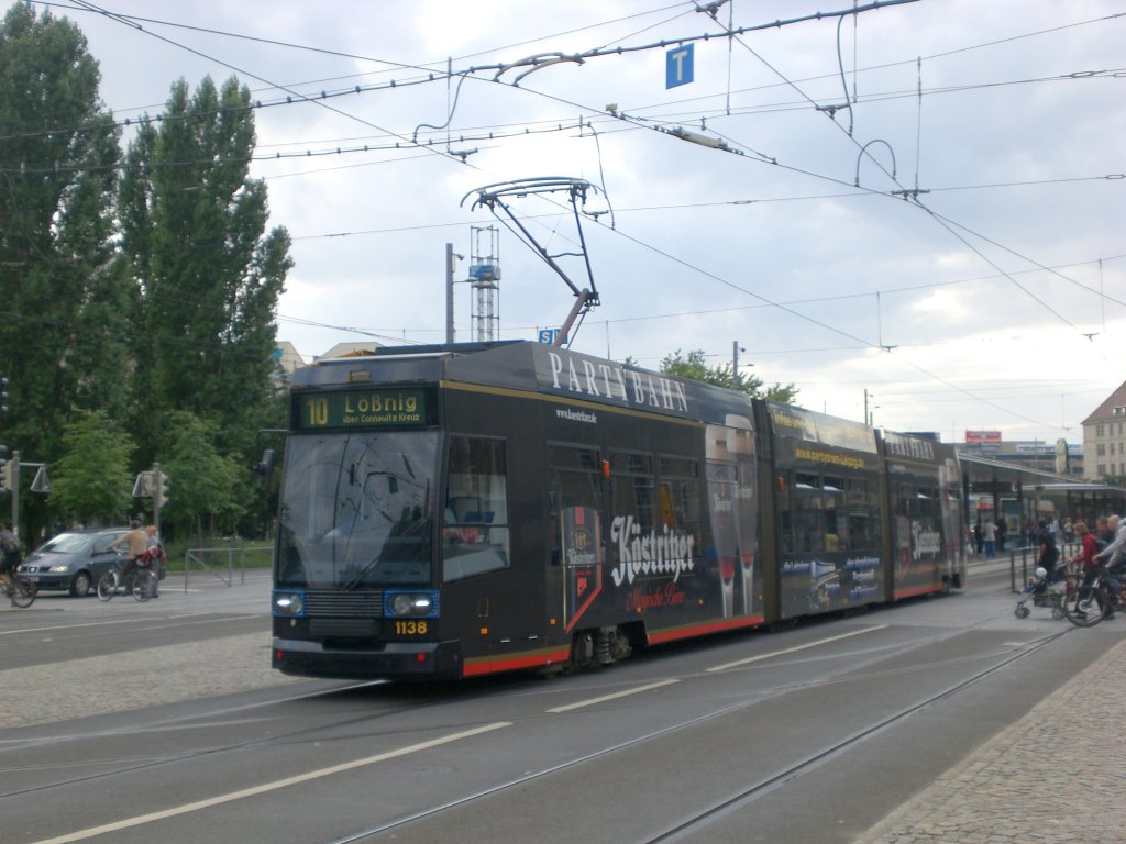 Leipzig: Straenbahnlinie 10 nach Lnig am Hauptbahnhof.(25.8.2010)