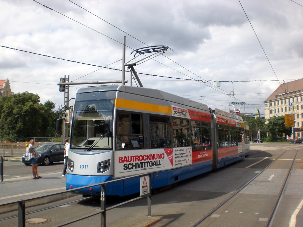 Leipzig: Straenbahnlinie 15 nach Meusdorf am Hauptbahnhof.(25.8.2010)