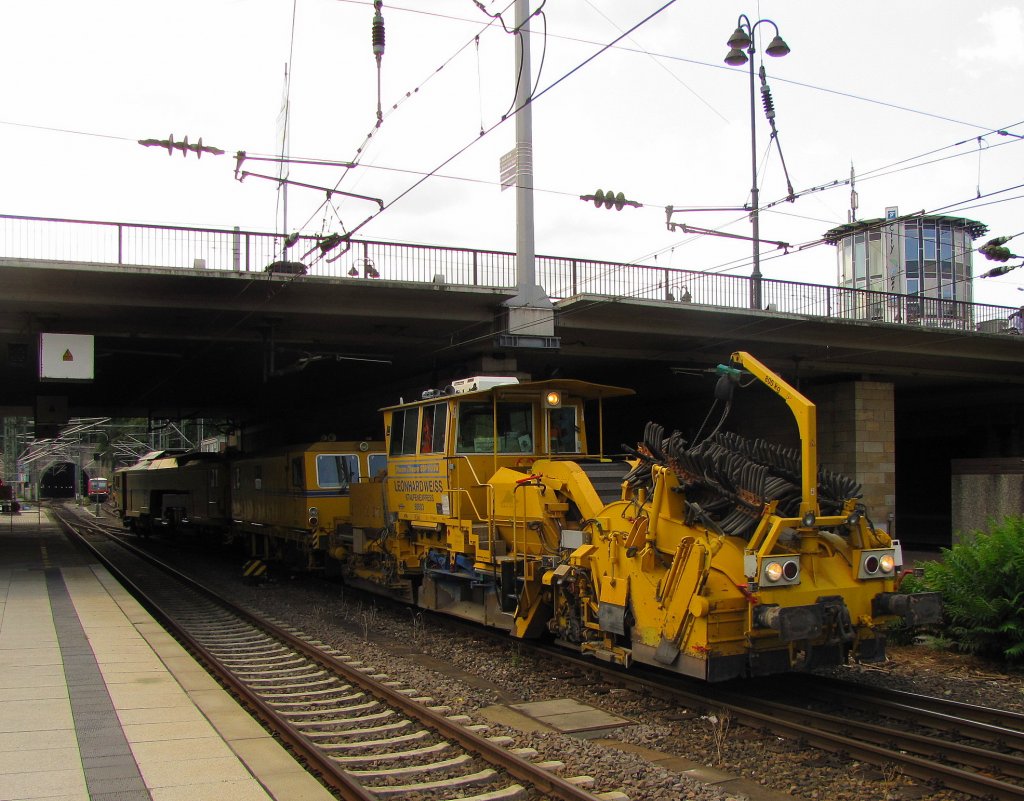 Leonhard Weiss  Staufenexpress  88503 (Plasser & Theurer SSP 110 SW) in Mainz Hbf; 30.06.2011