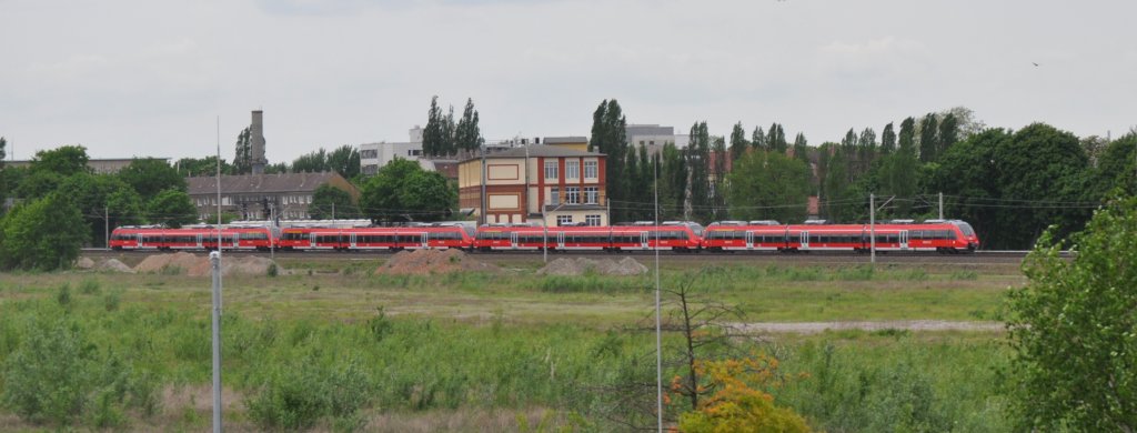 Lieferung fr Berlin Lichtenberg, die neuen Talent 2 am 10.05.2012 in Hhe ehemaligen Rangierbf Pankow