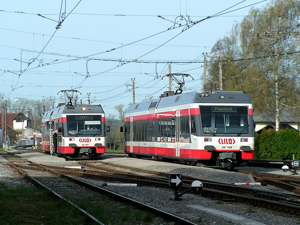 LILO(Linzer Lokalbahn);22154(R8018) kreuzt mit 22159(R8009)im Bahnhof Waizenkirchen;110411