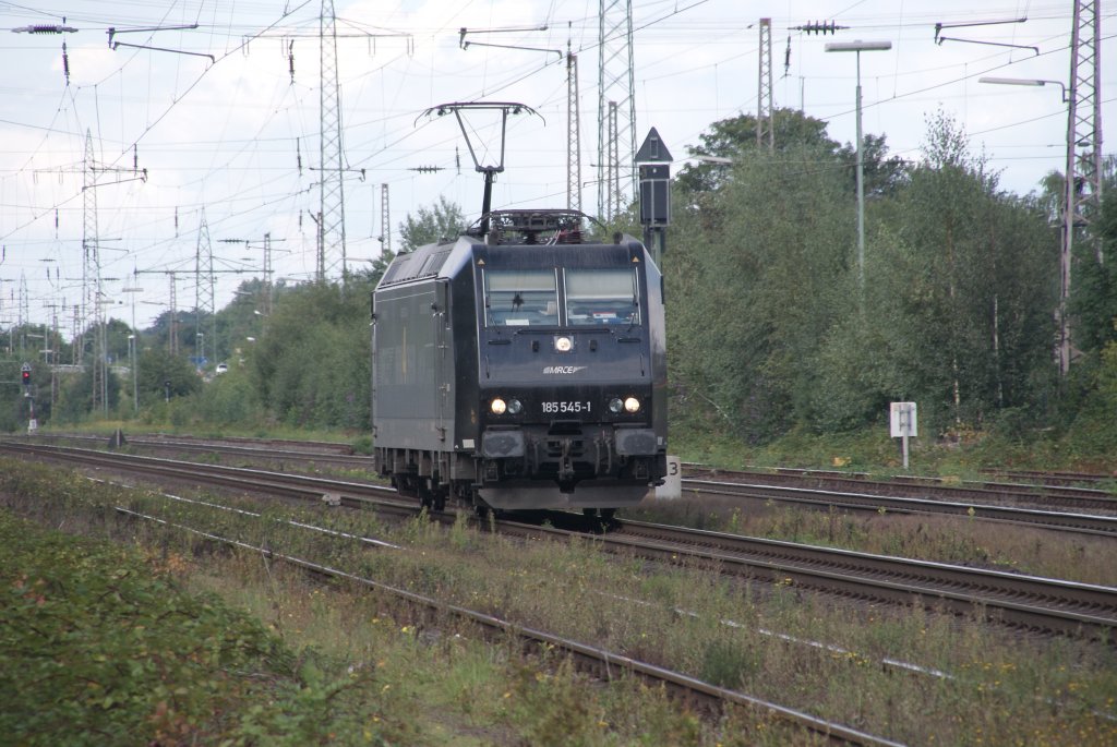 Lintorf, 4.9.´10: 185 545-1 der MRCE auf dem Weg in Richtung Dsseldorf-Rath.