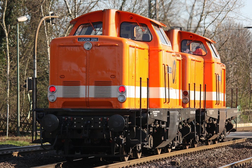 LOCON 206 wurde am 26.3.12 von LOCON 205 durch Ratingen-Lintorf gezogen.