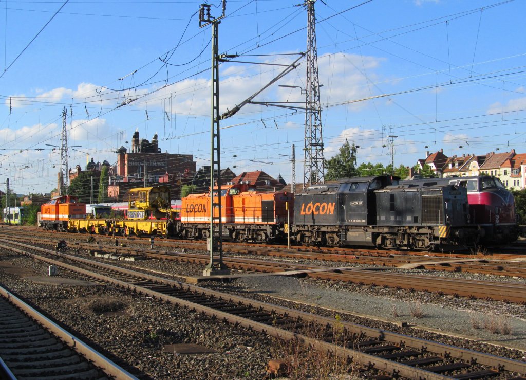 Locon 216 und 217 (beide ex DB 203er), Locon 210 (ex DB 212 275-2) sowie einer V200 stehen am 08. September 2012 in Bamberg abgestellt.